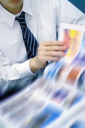 海外観光客に人気の扇子を贈り物に